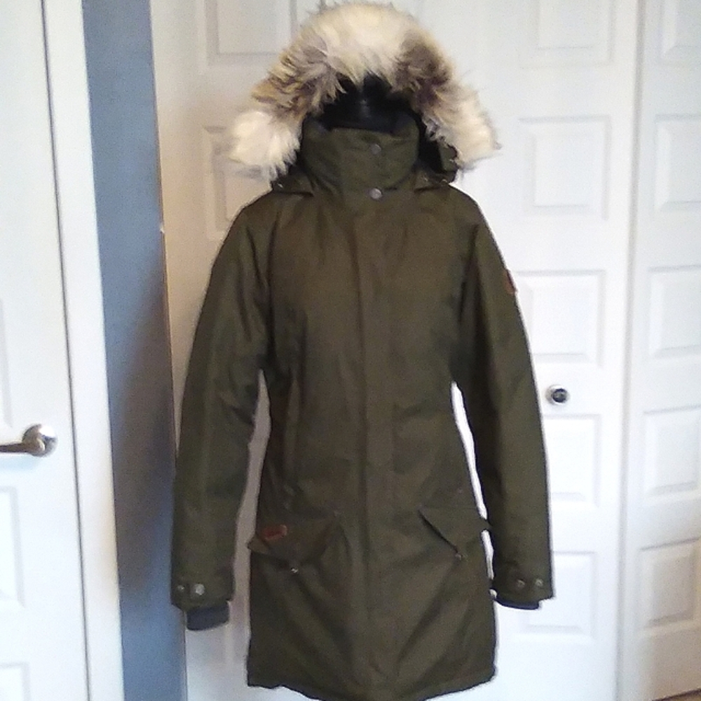 Columbia Alpine Escape Down Parka Waterproof  EUC Med brown/green colour!